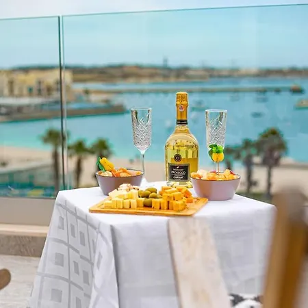 -two Bed Penthouse Apartment *