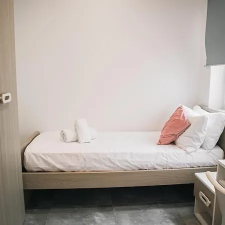 -two Bed Penthouse Apartamento *