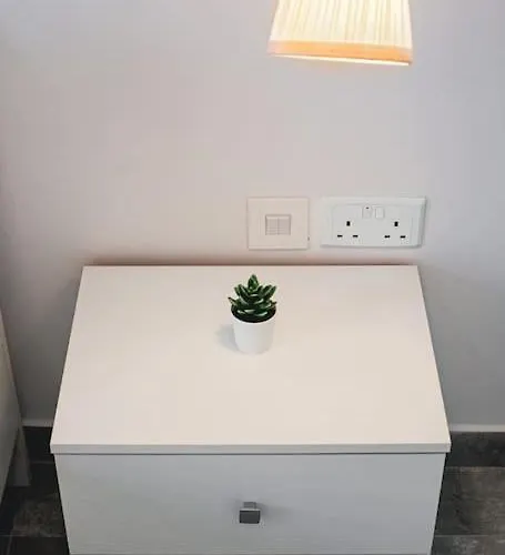 -two Bed Penthouse *