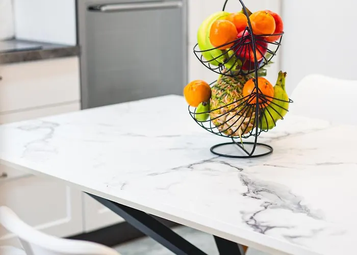 -two Bed Penthouse Διαμέρισμα *