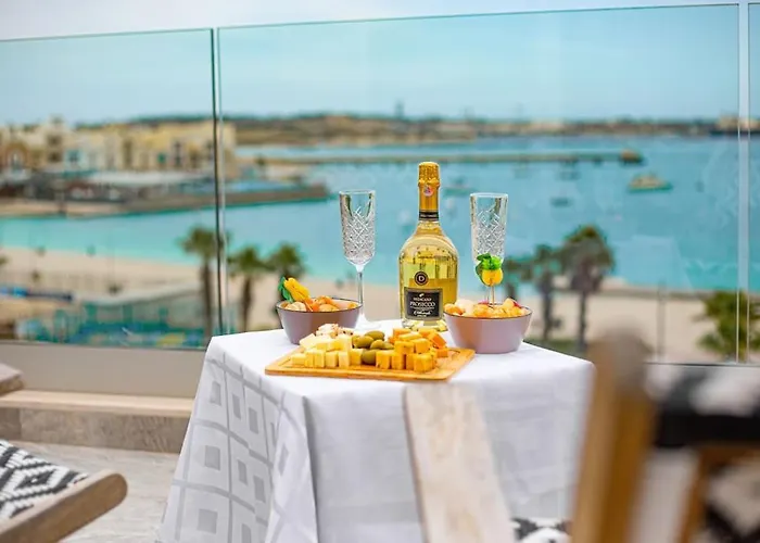 -two Bed Penthouse Appartamento *